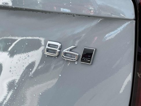 New 2026 Volvo XC90 B6 Plus w/ Protection Package Premier image 25