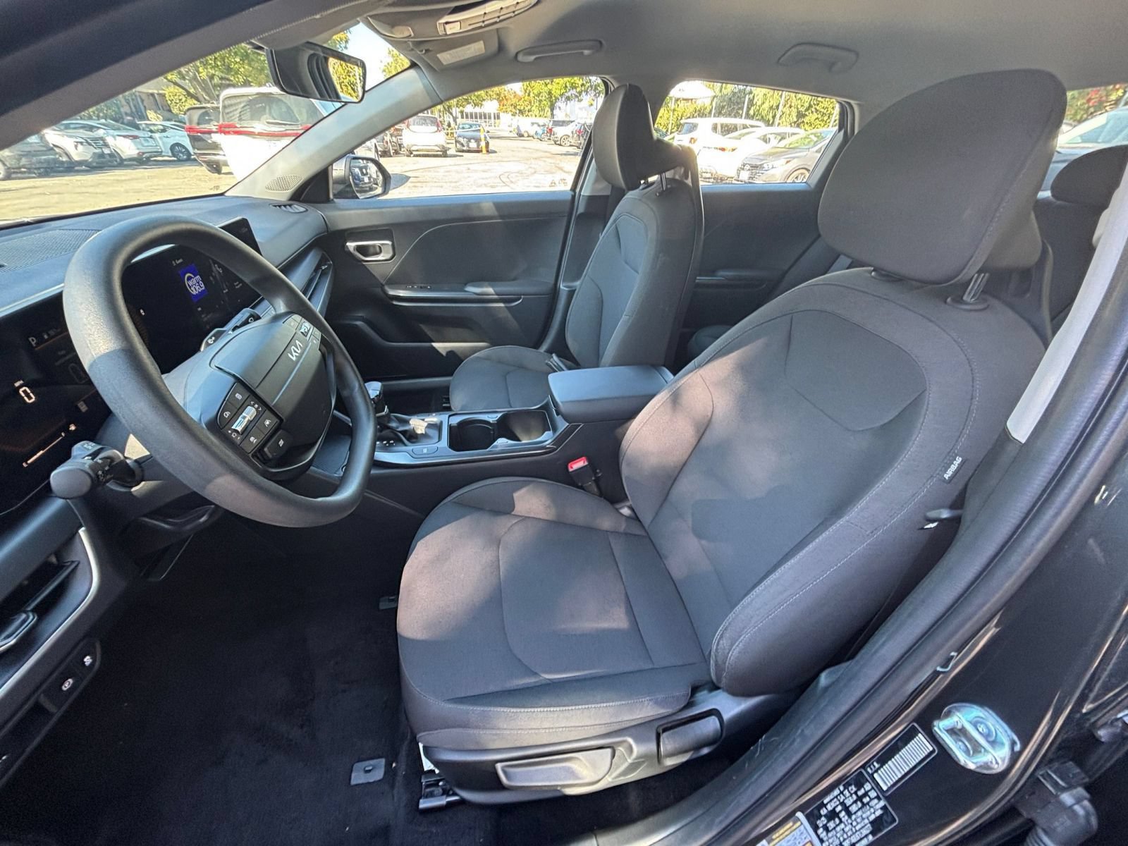 Used 2026 Kia K4 FWD image 25