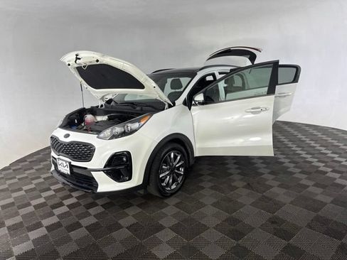 Certified 2022 Kia Sportage Nightfall Edition w/ Nightfall Fwd Premium Package image 12