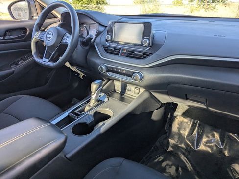 Certified 2023 Nissan Altima 2.5 S image 13