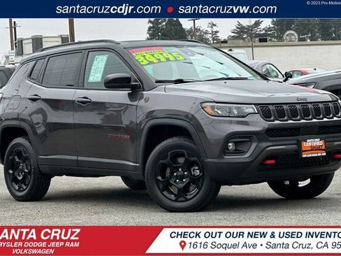 Used 2023 Jeep Compass Trailhawk w/ Sun and Sound Group AWD/4WD image 1