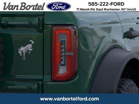 Used 2025 Ford Bronco Badlands image 62