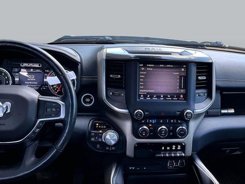 Used 2019 RAM 1500 Laramie w/ Sport Appearance Package AWD/4WD image 7