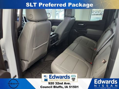 Used 2019 GMC Sierra 1500 SLT w/ SLT Premium Plus Package AWD/4WD image 10