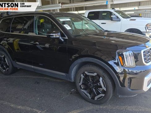 Used 2025 Kia Telluride S AWD/4WD image 5
