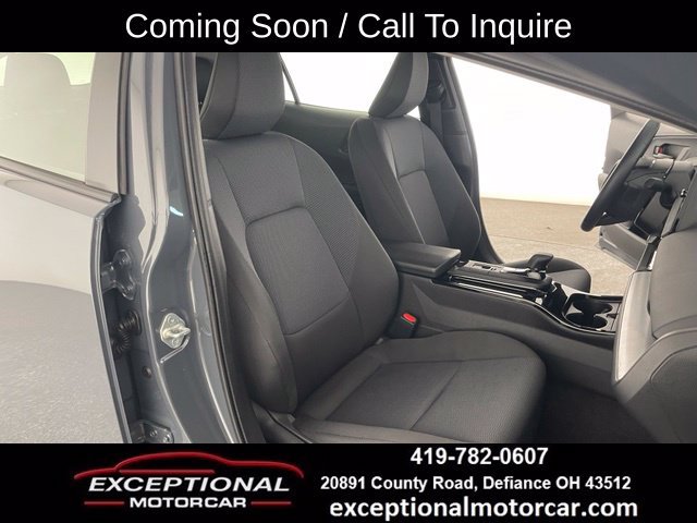 Used 2025 Toyota Prius LE FWD image 48
