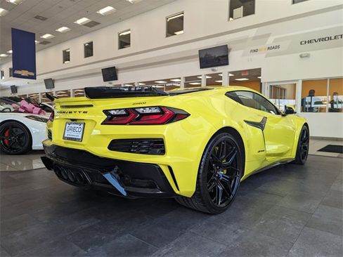 Used 2023 Chevrolet Corvette Z06 w/ Stealth Interior Trim Package image 16