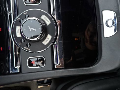 Used 2016 Rolls-Royce Wraith image 56