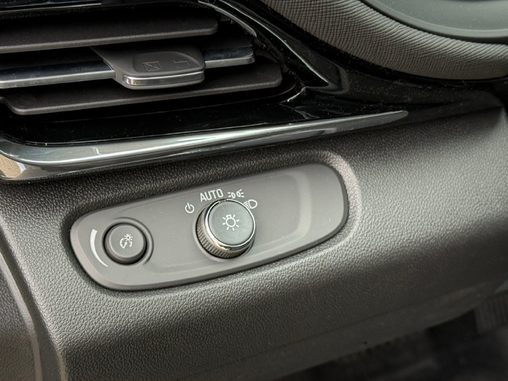New 2026 Buick Envista Sport Touring w/ Convenience I Package FWD image 14