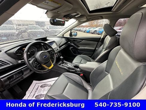 Used 2021 Subaru Crosstrek 2.5i Sport w/ Moonroof Package image 19