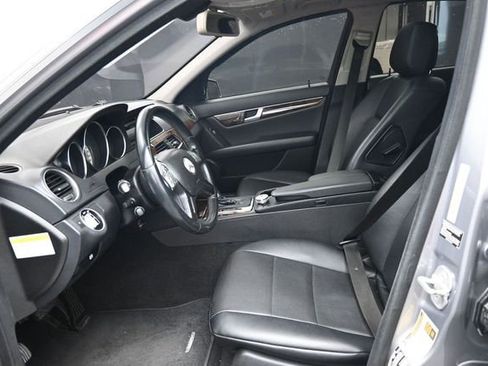 Used 2013 Mercedes-Benz C 300 4MATIC Sedan image 11