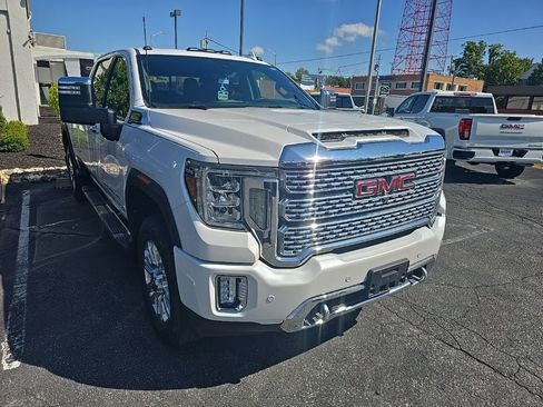 Used 2020 GMC Sierra 2500 Denali w/ Denali Ultimate Package AWD/4WD image 2