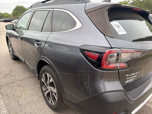 Used 2022 Subaru Outback Limited AWD/4WD image 7