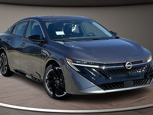 New 2026 Nissan Sentra SR w/ SR Premium Package image 2