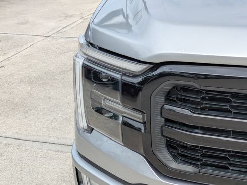 Used 2024 Ford F150 Lariat w/ Bed Utility Package AWD/4WD image 9
