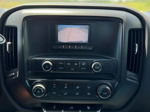 Used 2016 GMC Sierra 2500 4x4 Crew Cab w/ Sierra Convenience Package image 18