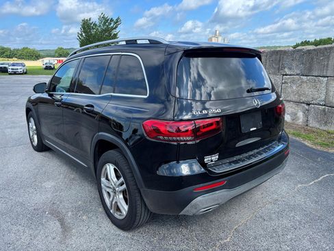 Used 2020 Mercedes-Benz GLB 250 4MATIC image 5