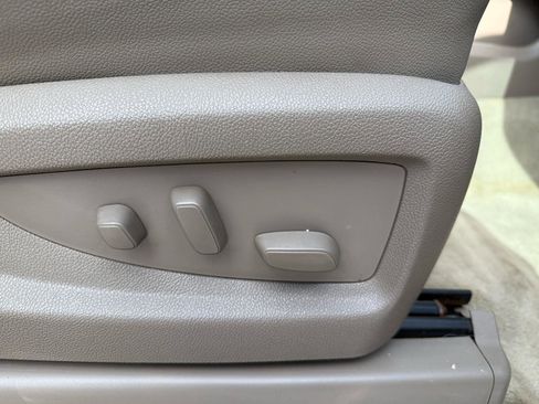 Used 2015 Chevrolet Tahoe LT w/ Luxury Package image 22