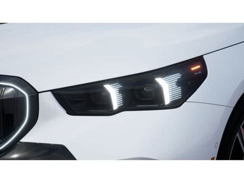 New 2027 BMW 540i xDrive w/ M Sport Package AWD/4WD image 6