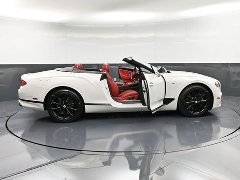 Certified 2021 Bentley Continental GT image 37