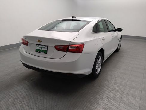 Used 2025 Chevrolet Malibu LS FWD image 7