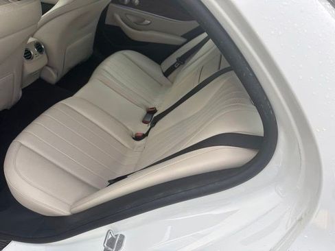 Used 2017 Mercedes-Benz E 300 image 11