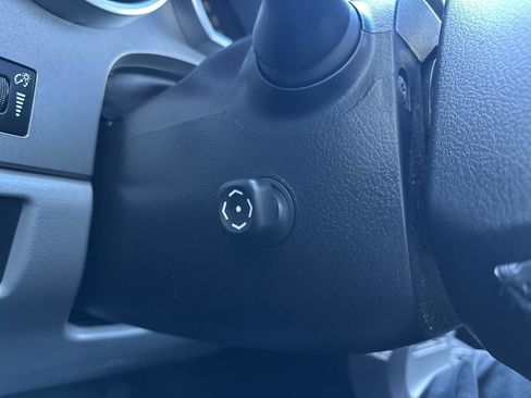 Used 2016 Toyota Sequoia Platinum image 35