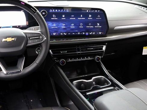 New 2026 Chevrolet Traverse High Country w/ LPO, Cargo Package image 16