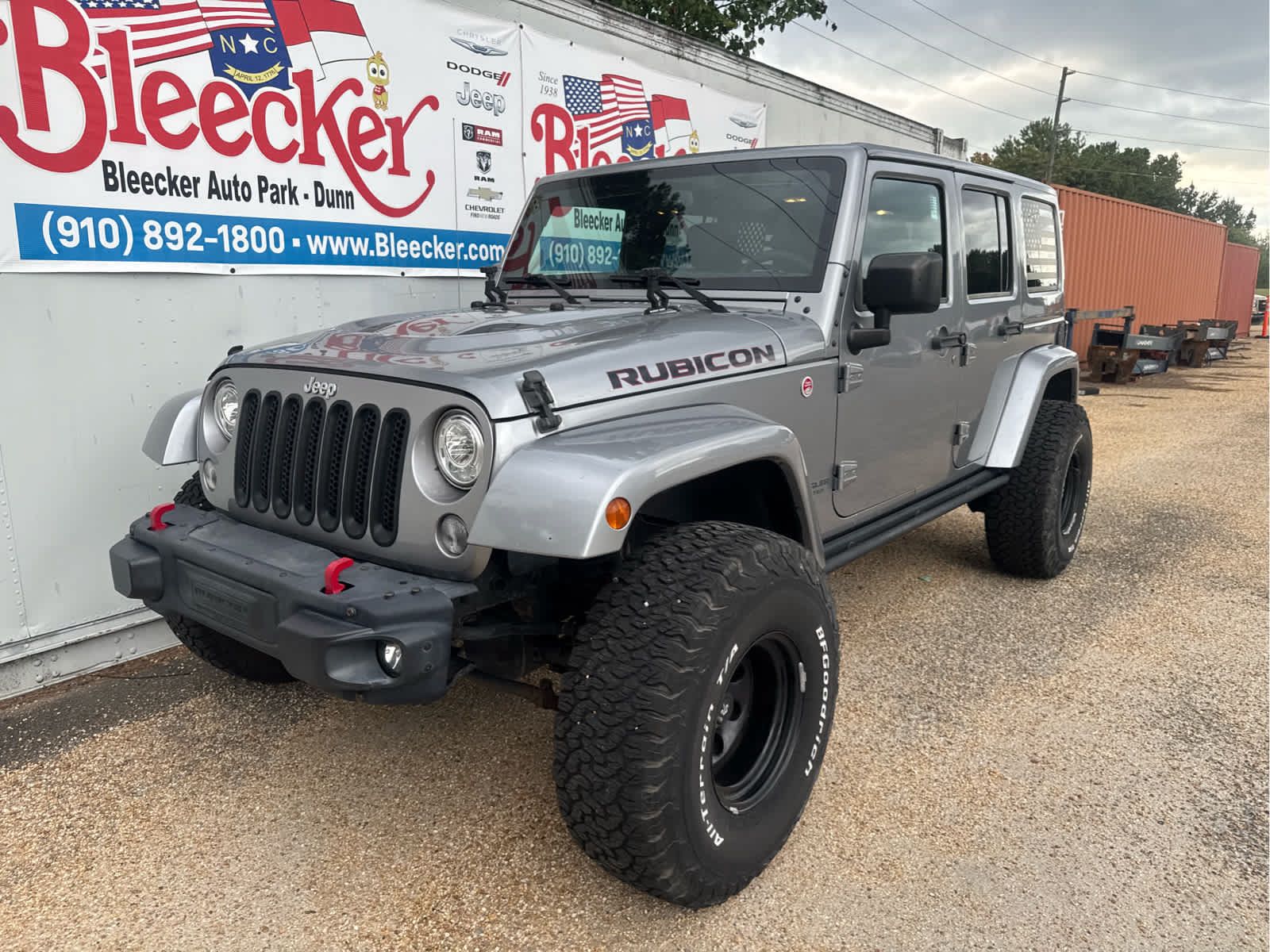 Used 2017 Jeep Wrangler Unlimited Rubicon AWD/4WD image 6