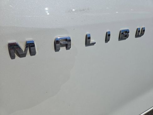 Used 2016 Chevrolet Malibu LT image 29