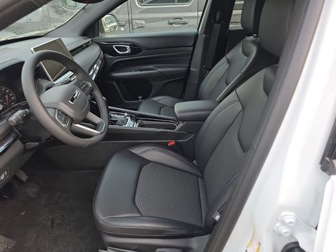 New 2026 Jeep Compass Latitude image 10