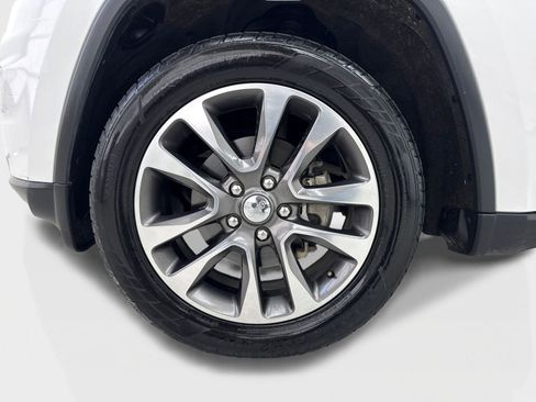 Used 2018 Jeep Grand Cherokee Limited RWD image 51