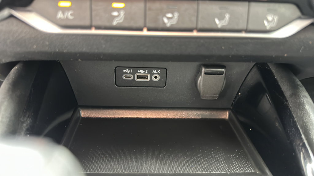 Used 2023 Nissan Altima 2.5 SR AWD/4WD image 19