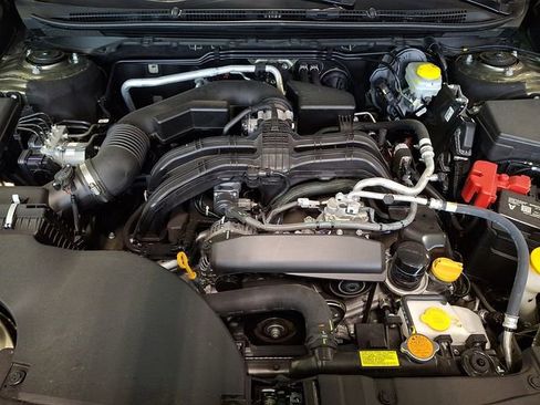 Certified 2025 Subaru Outback Premium AWD/4WD image 27