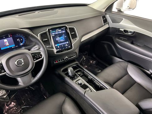 Used 2023 Volvo XC90 B5 Core w/ Protection Package Premier image 24