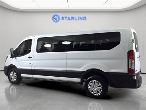 Used 2023 Ford Transit 350 XLT image 4
