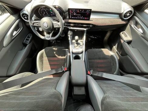 Used 2024 Alfa Romeo Tonale Veloce AWD/4WD image 24
