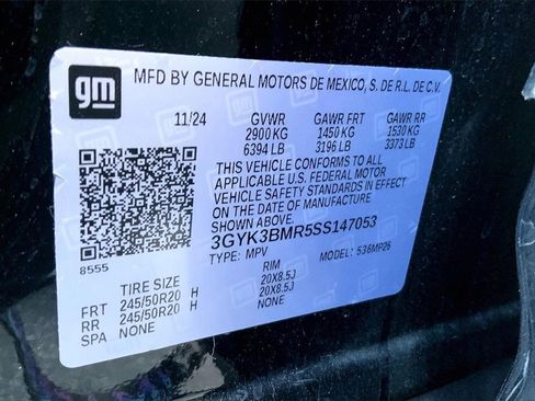 Used 2025 Cadillac Optiq Luxury 1 image 33