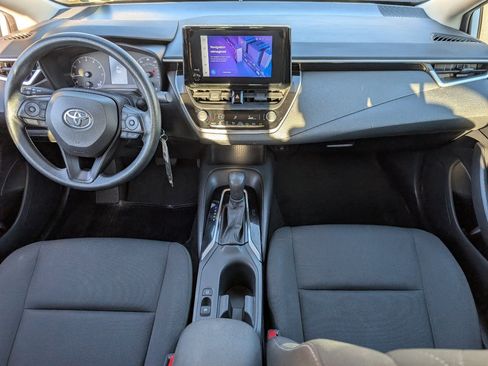 Used 2023 Toyota Corolla LE image 4