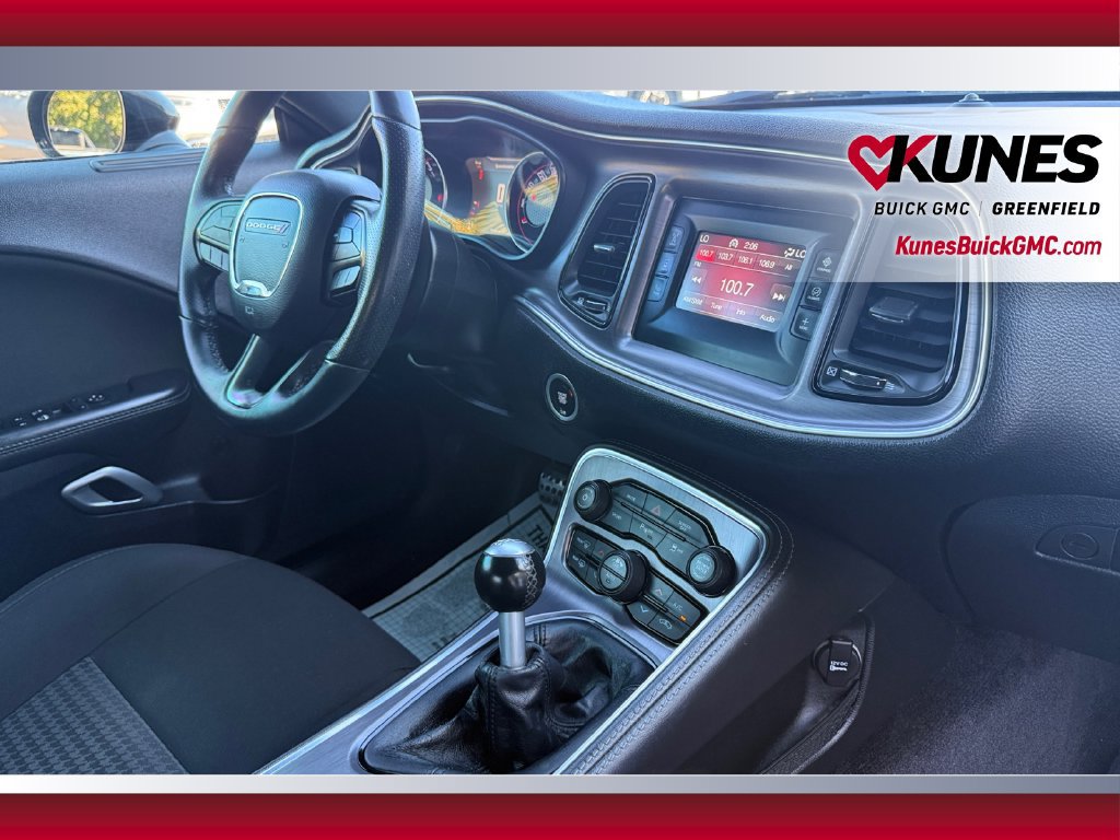 Used 2017 Dodge Challenger R/T RWD image 35