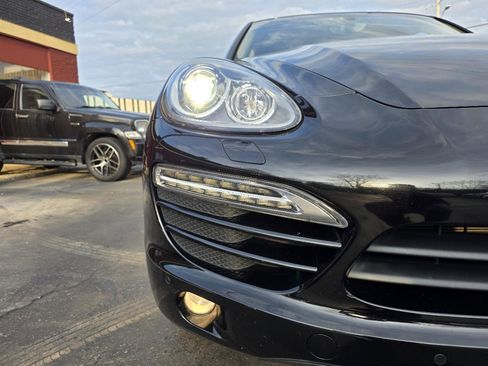 Used 2013 Porsche Cayenne image 16