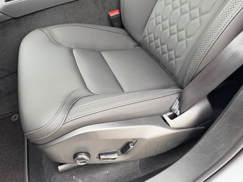 New 2026 Volvo XC90 B6 Plus image 21