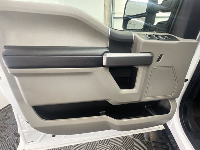 Used 2022 Ford F250 XLT AWD/4WD image 9