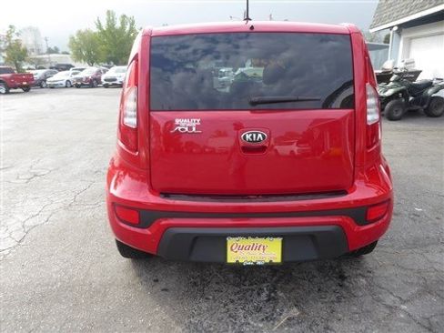 Used 2013 Kia Soul + image 7