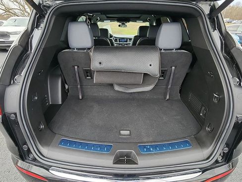 Used 2022 Buick Enclave Essence w/ Experience Buick Package image 29