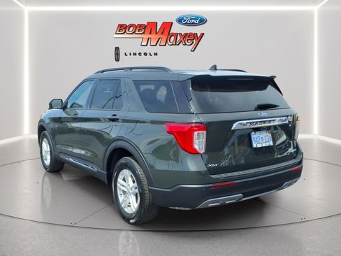 Used 2023 Ford Explorer XLT w/ Equipment Group 202A AWD/4WD image 7