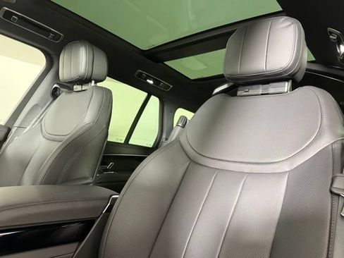 New 2026 Land Rover Range Rover SE AWD/4WD image 5