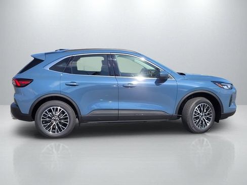 New 2025 Ford Escape SE FWD image 3