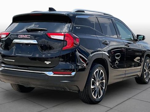 Used 2022 GMC Terrain SLT w/ Infotainment Package II FWD image 12
