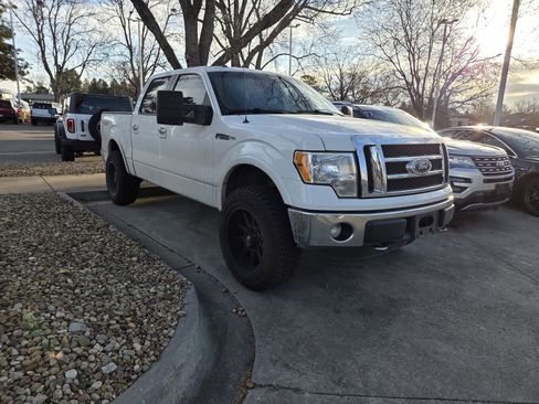 Used 2011 Ford F150 Lariat w/ Lariat Chrome Pkg image 3